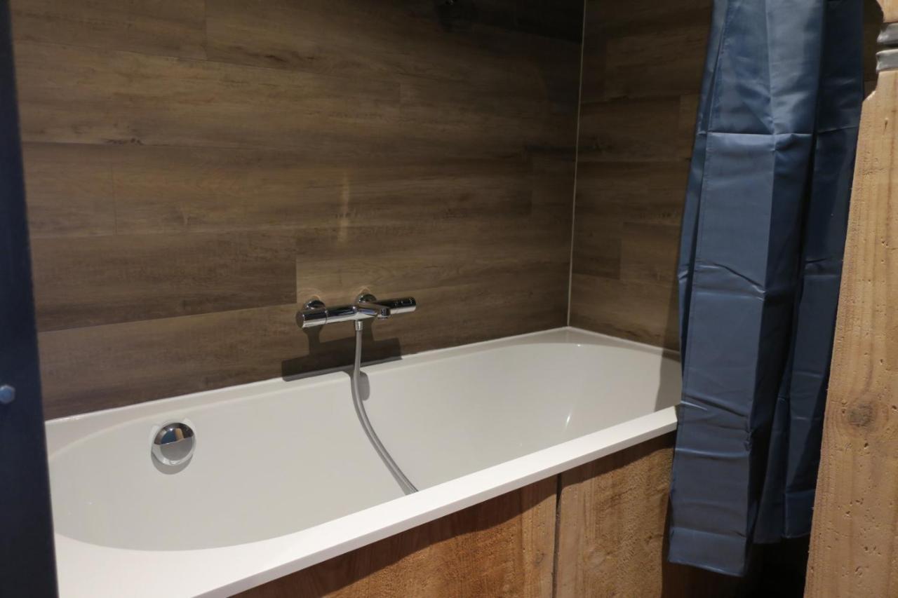 L'Atelier - Gite Urbain Chaleureux Saint-Hubert Ngoại thất bức ảnh